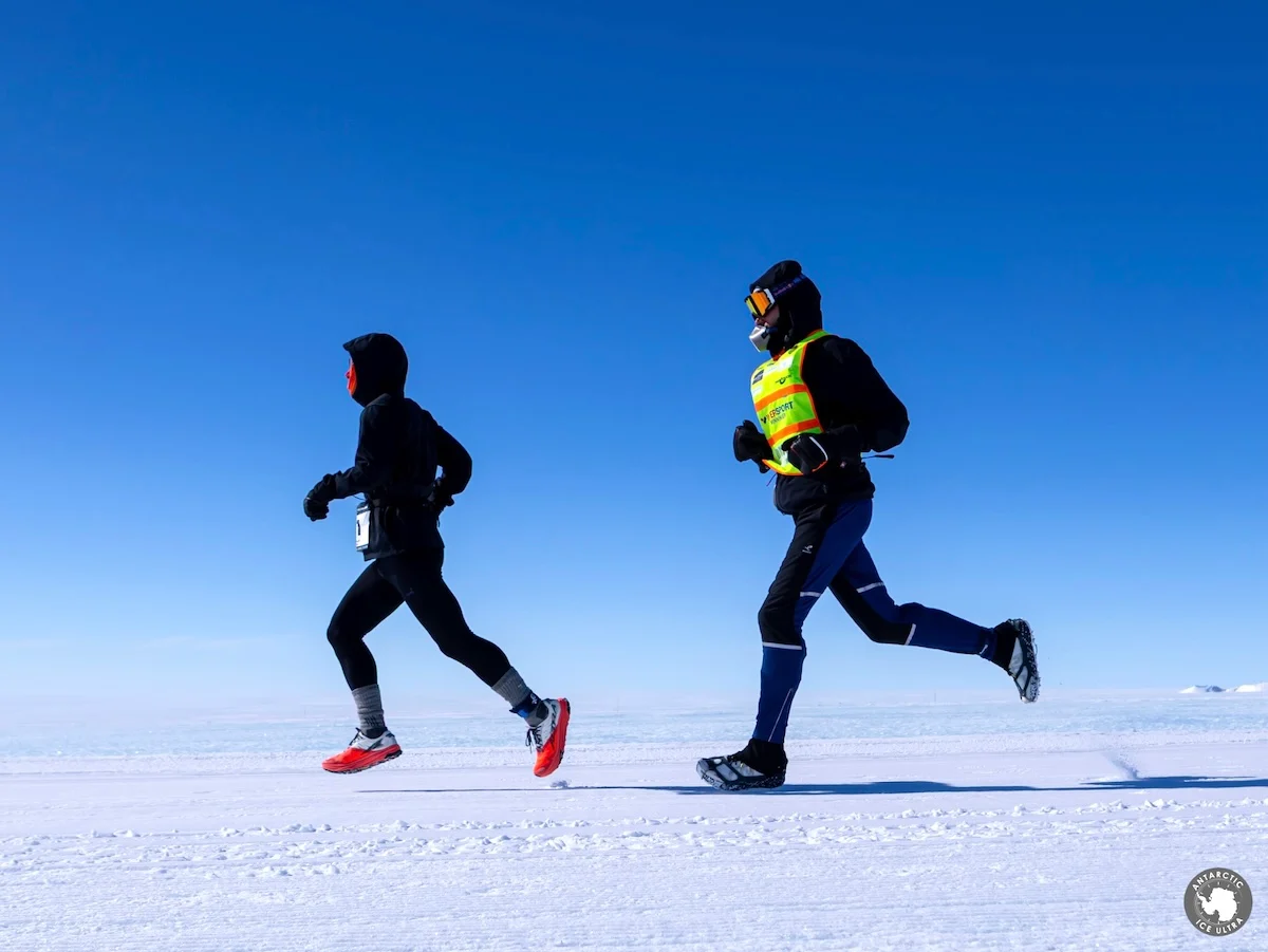 Antarctic Ice Ultra runners crossing the snow